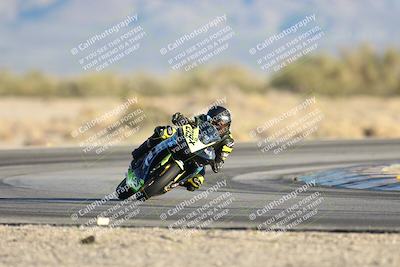 media/Dec-07-2025-CVMA (Sun) [[3e7d2de5dc]]/Race 18-Formula Twins-Formula 40 UL/